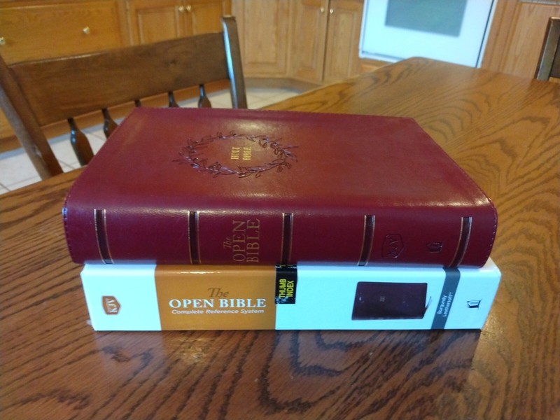 KJV THE OPEN BIBLE Leathersoft Burgundy INDEXED Complete Reference System gallery