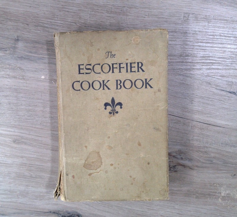 Escoffier Cook Book A. Escoffier 1947 Thirteenth Printing Culinary Vintage Crown