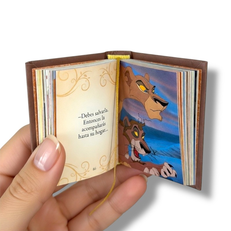 Disney El Rey Leon 2 mini Book w/ slipcase hardcover 190 pages color illustrated gallery
