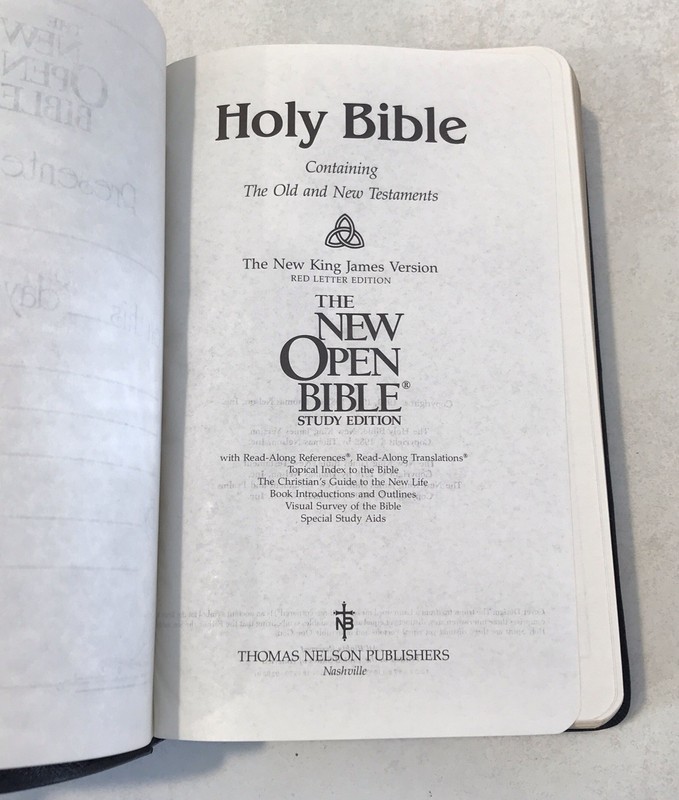 The New OPEN Holy Bible NKJV Reader's Edition Nelson 1453 Black Bonded Leather gallery