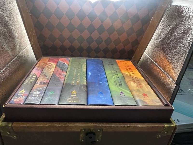 Harry Potter Boxed Set Hardcover Books 1-7 in Trunk Chest Limited Edition