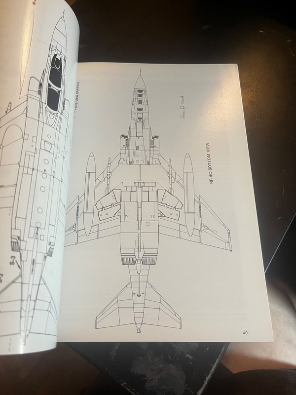 F-4C, F-4D & RF-4C EARLY USAF PHANTOM II IN DETAIL & SCALE - D&S VOL.43 gallery