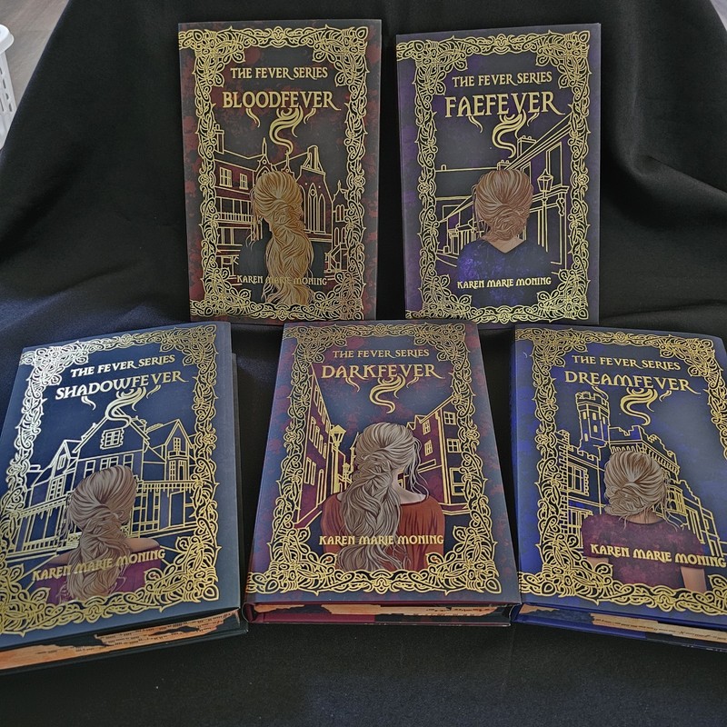 Arcane Society Karen Marie Moning FEVER Series Set 1-5 Exclusive Ed. Limited Box