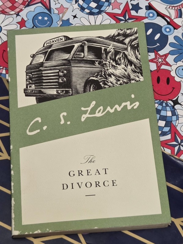THE GREAT DIVORCE, C. S. LEWIS, TRADE PAPERBACK, 2000,