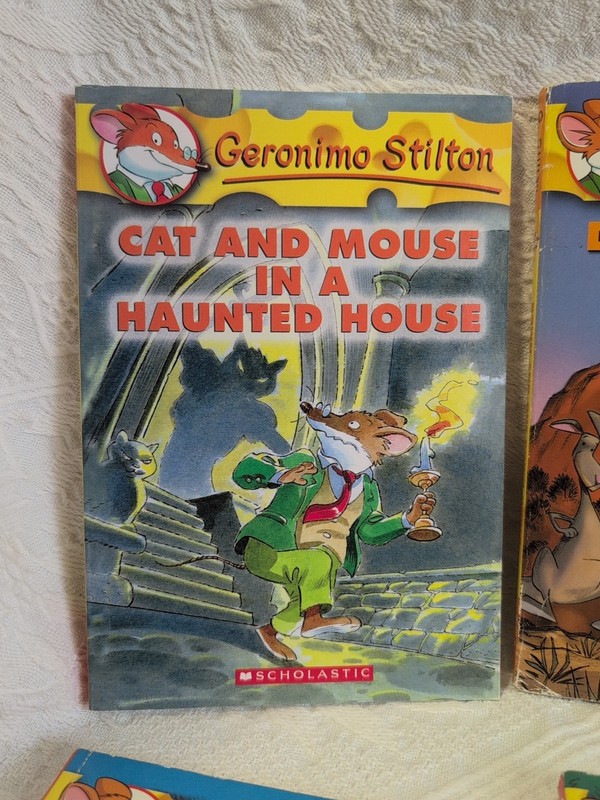 Lot 8 Geronimo Stilton Books 3 29 32 42 43 45 50 Creepella Cacklefur 9 gallery