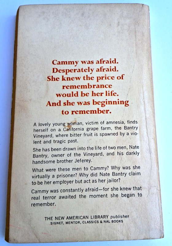 VTG Easy to Read New American Library THE SECRET OF THE VINEYARD Monica Heath gallery