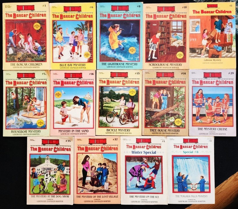 Gertrude Chandler Warner~Lot 14 PB~12 The Boxcar Children Series+ Specials # 1,8