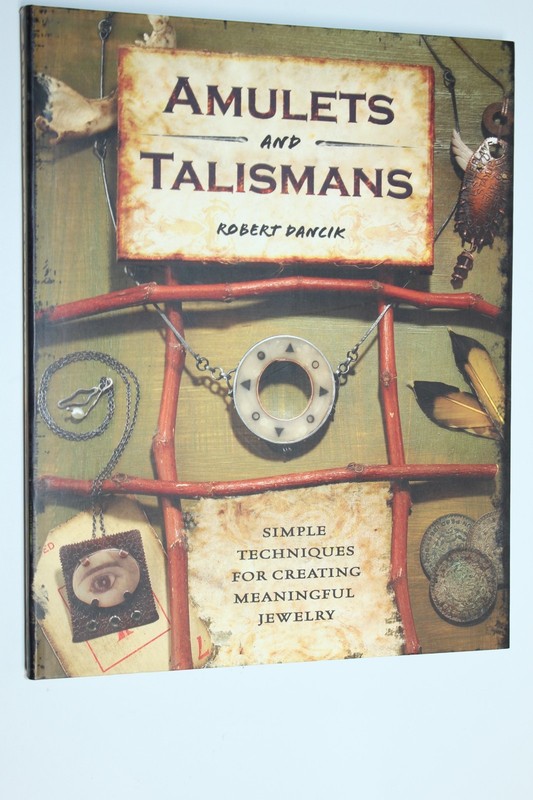 Lot of 5 Books on Jewelry Making, Techniques, Design, Mixed Media, Beads, Found gallery