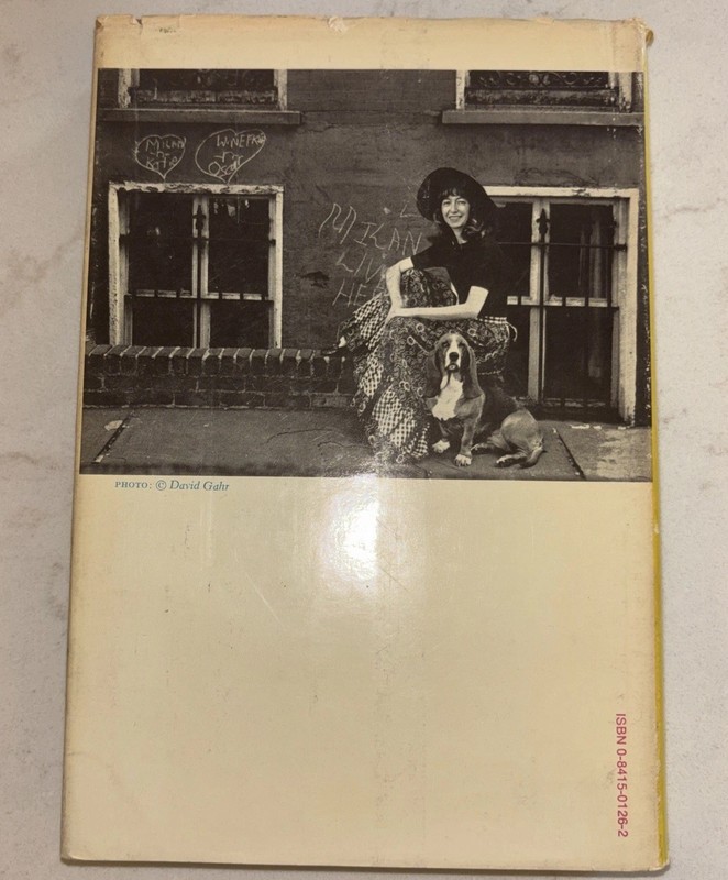Autographed 1972 Wonderful World of Women’s Wear Daily HC DJ Fashion Collectible gallery