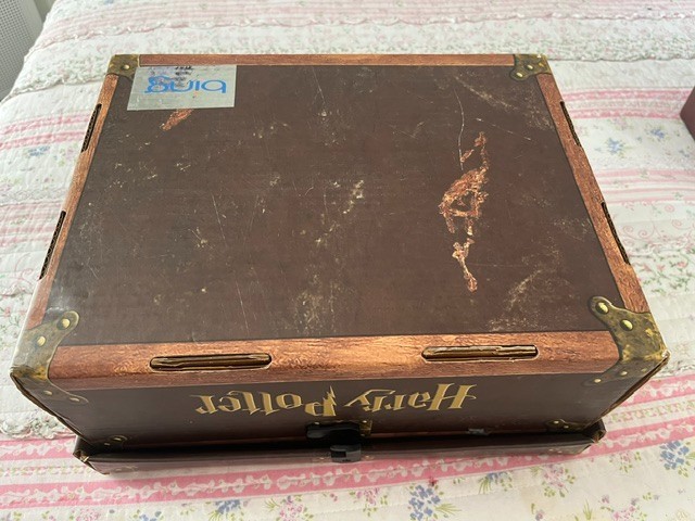 Harry Potter Boxed Set Hardcover Books 1-7 in Trunk Chest Limited Edition RARE gallery
