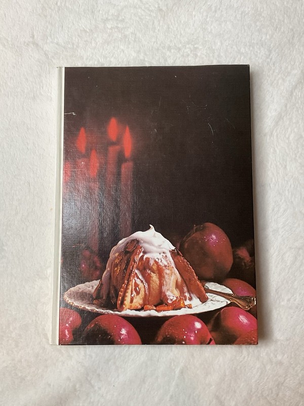 The Holiday Cookbook Southern Living 1976 Oxmoor House Vintage HC VG gallery