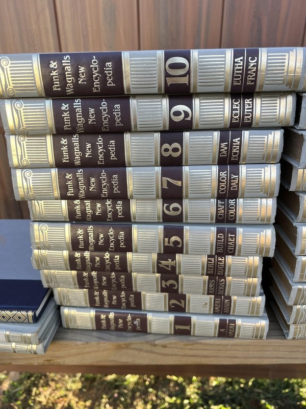 Vintage Funk & Wagnalls New Encyclopedia Vol 1-29 Index + Atlas, Yearbook gallery