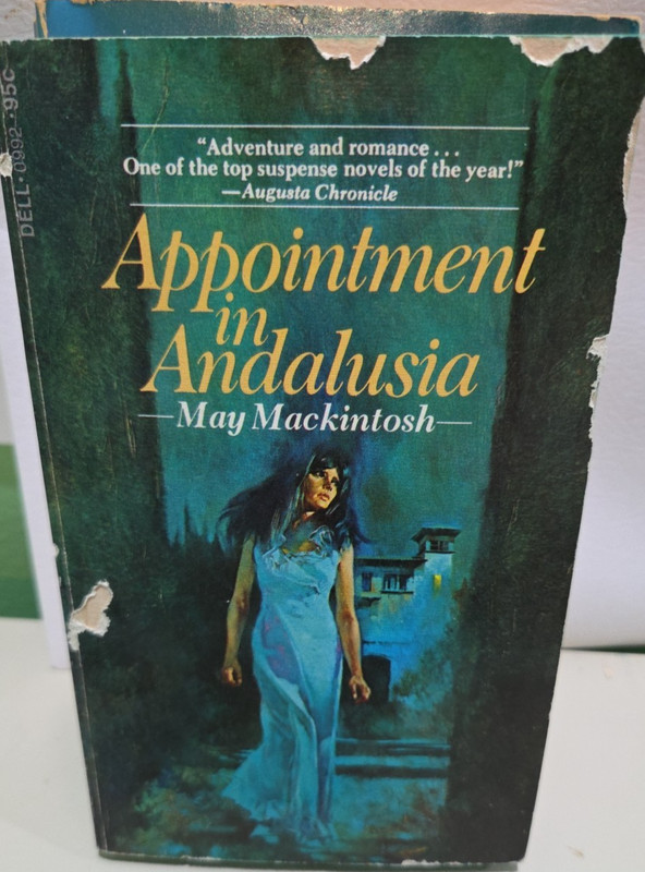 Vintage Gothic Romance Suspense Paperbacks Ware Mackintosh McCrumb Du Maurier gallery