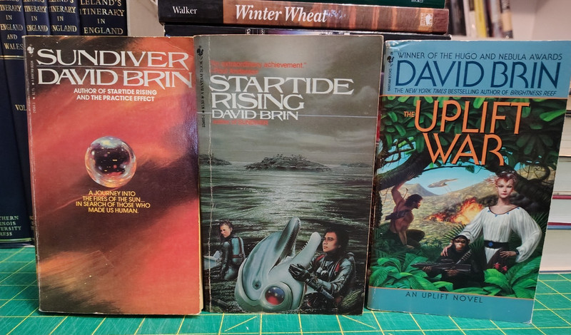 Lot of 3 PBs by David Brin: Sundiver, Startide Rising, The Uplift War VG+