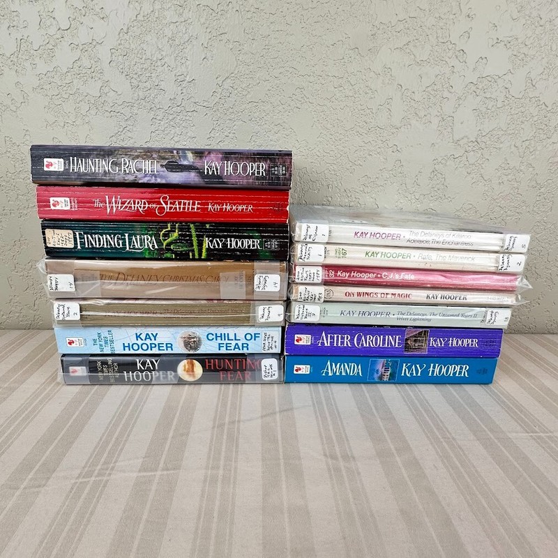 Lot of 14 Kay Hooper Romance Fiction Novels Paperback gallery