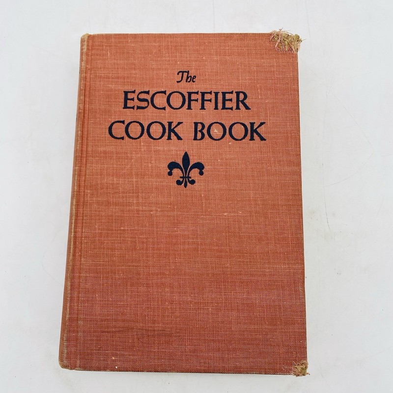 Vintage THE ESCOFFIER COOK BOOK and Guide to the Fine Art of Cookery 1961