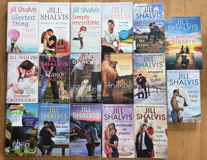 Lot 19 JILL SHALVIS HEARTBREAKER BAY 1-8 ANIMAL MAGNETISM 1-5 Set