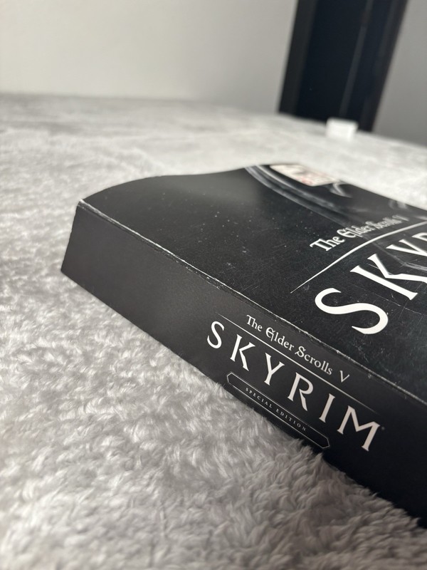 Elder Scrolls V: Skyrim Special Edition: Map Is Still Attached To book gallery