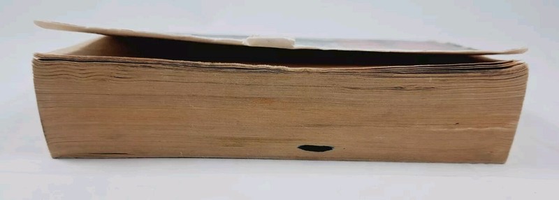 The Uplift War Science Fiction Paperback Book by David Brin Bantam Books 1987 gallery