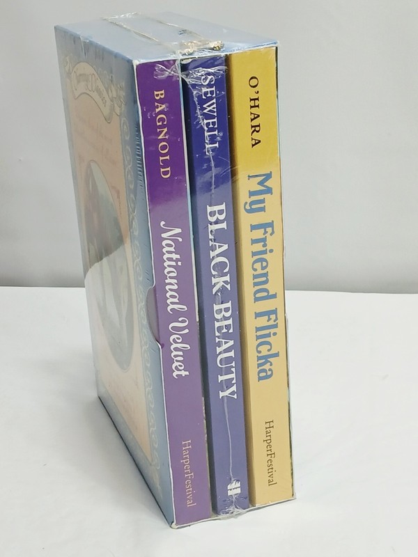 C. Classics Horse Themed 3 Book Boxed Set=with Charm Necklace=Ages 8-12=New