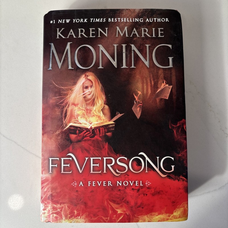 Feversong: A Fever Novel