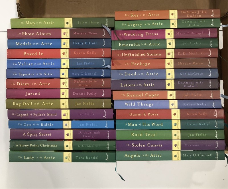 Annie’s Attic Mysteries Series 1-29 Set In Maine HC/DJ Very Good Condition