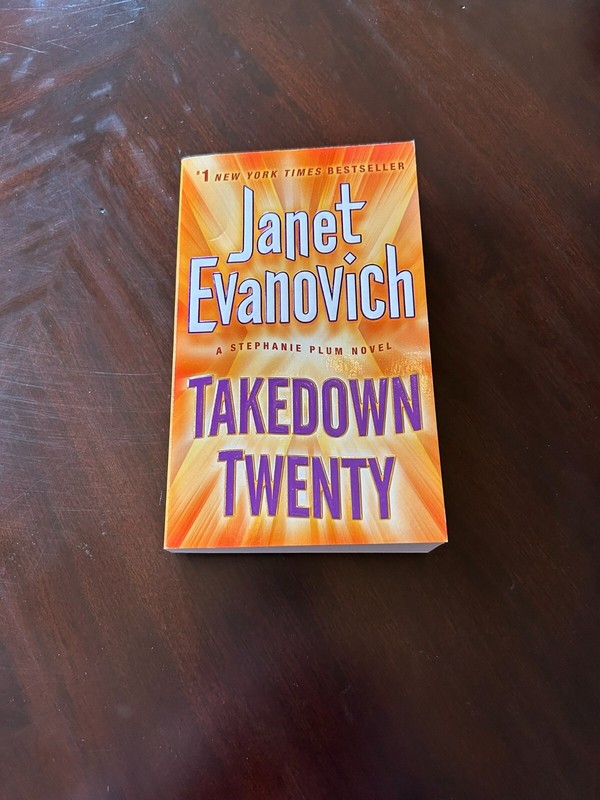 Take Down Twenty by Janet Evanovich 2013 Paperback