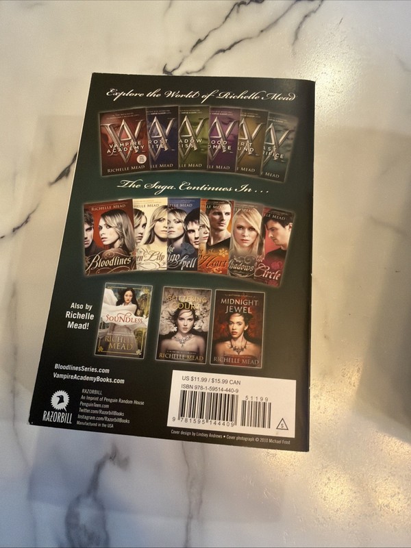 Richelle Mead Vampire Academy Novels Set 1-6 Paperback Book Lot Pre-owned gallery