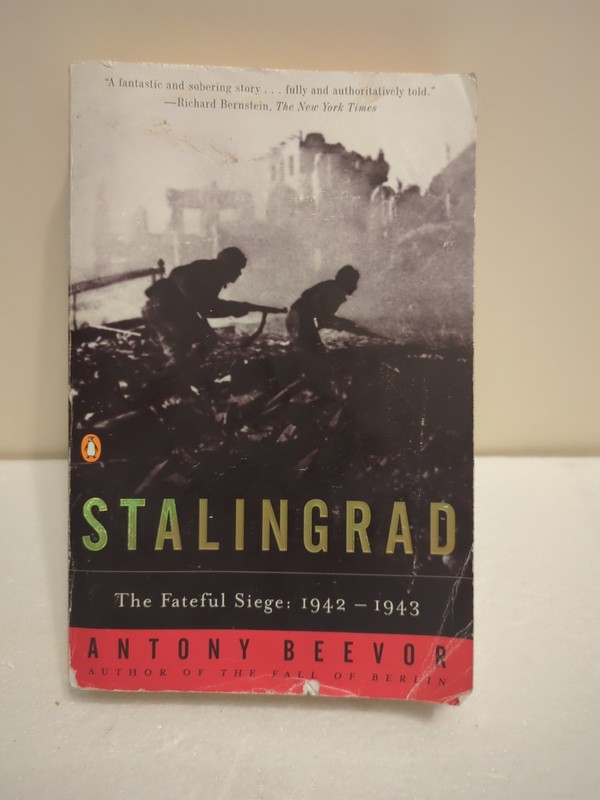 Stalingrad: The Fateful Siege, 1942-1943 By Antony Beevor, Artem Trade Paperback