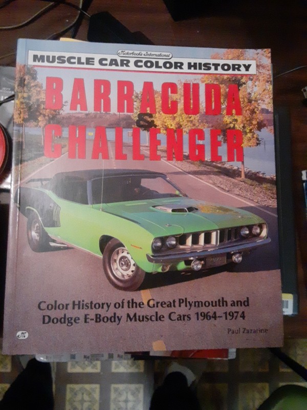 Barracuda & Challenger (Motorbooks International Muscle Car Color History)