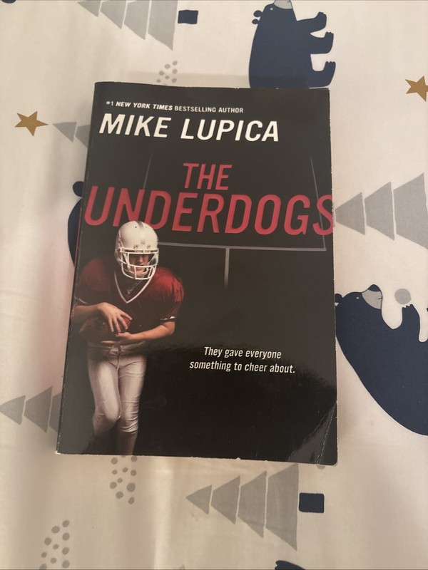 Mike Lupica Sports Books Lot of 3 Travel Team Big Field Underdogs Paperback gallery