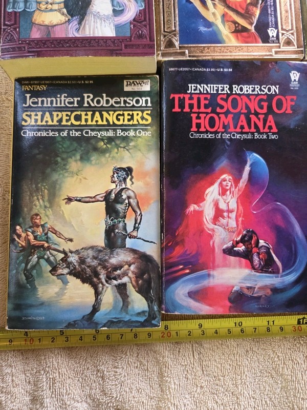 Jennifer Roberson Chronicles of the Cheysuli Fantasy PB Lot 8 Book Set DAW gallery