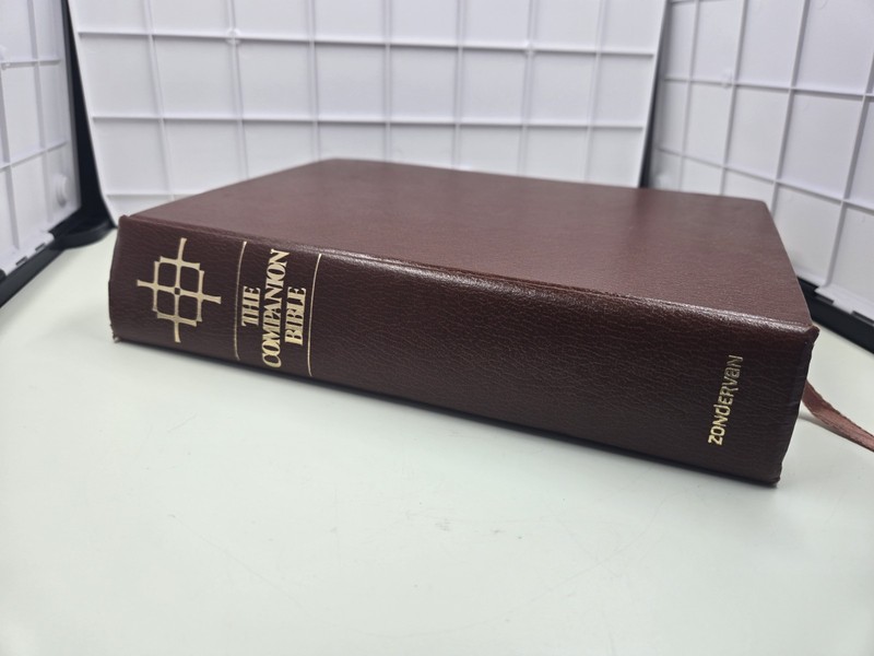 The Companion Bible The Authorized Version Of 1611 – 1974 Hardcover Zondervan