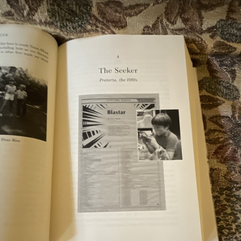 Walter Isaacson Elon Musk Hardcover Biography & Autobiography Illustrated gallery