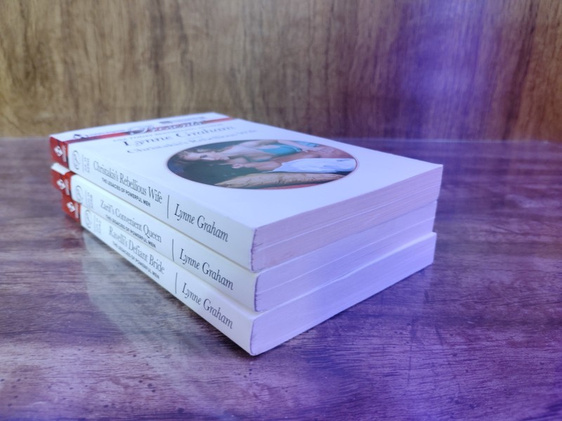 Lot 3 Lynne Graham Harlequin Presents Legacies of Powerful Men Series Paperbacks gallery