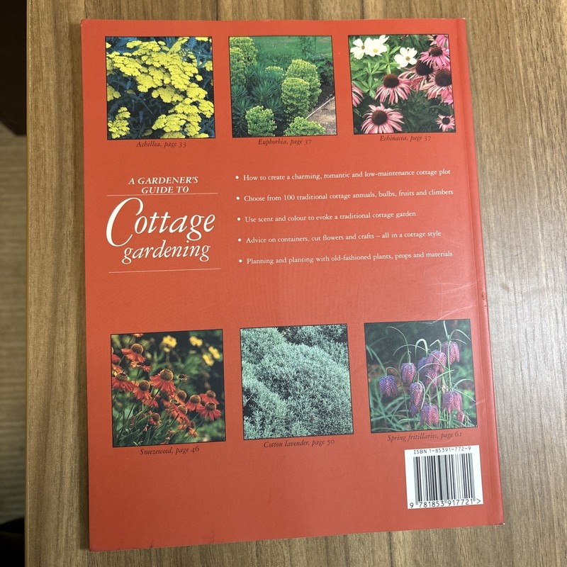 A Gardener's Guide to Cottage Gardening by Strong, Graham, Acceptable Book gallery