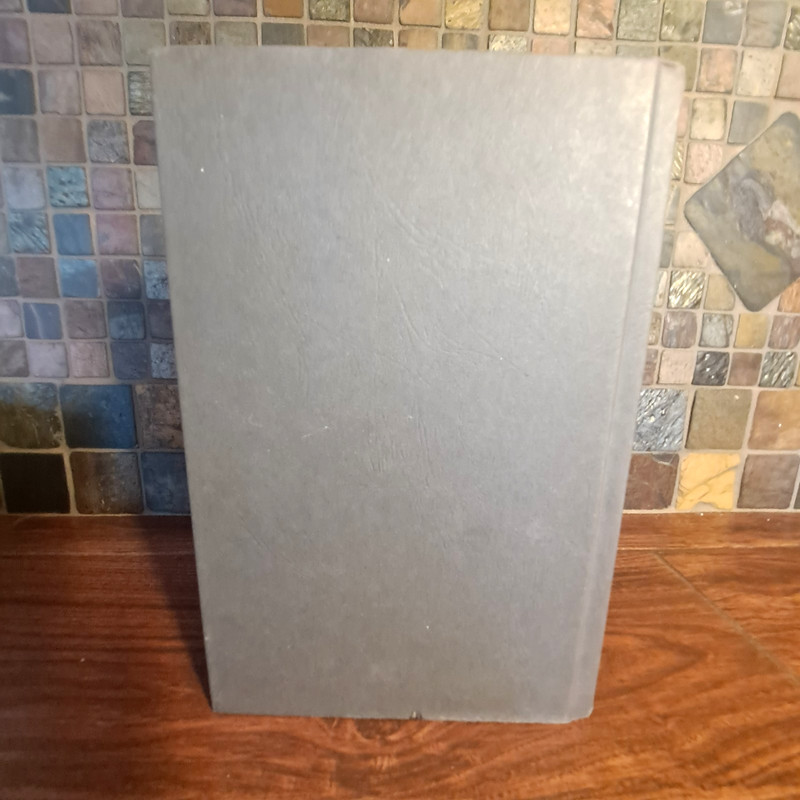 The Hunger Games Suzzane Collins Scholastic Press 1st Edition 2008 HC Book gallery