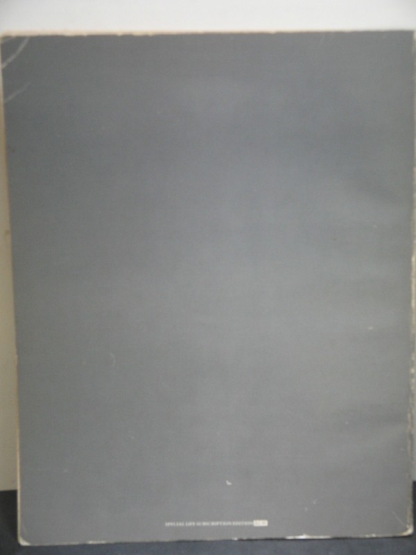 LIFE Goes to War A Picture History of World War 2 303 Pages VG+ gallery
