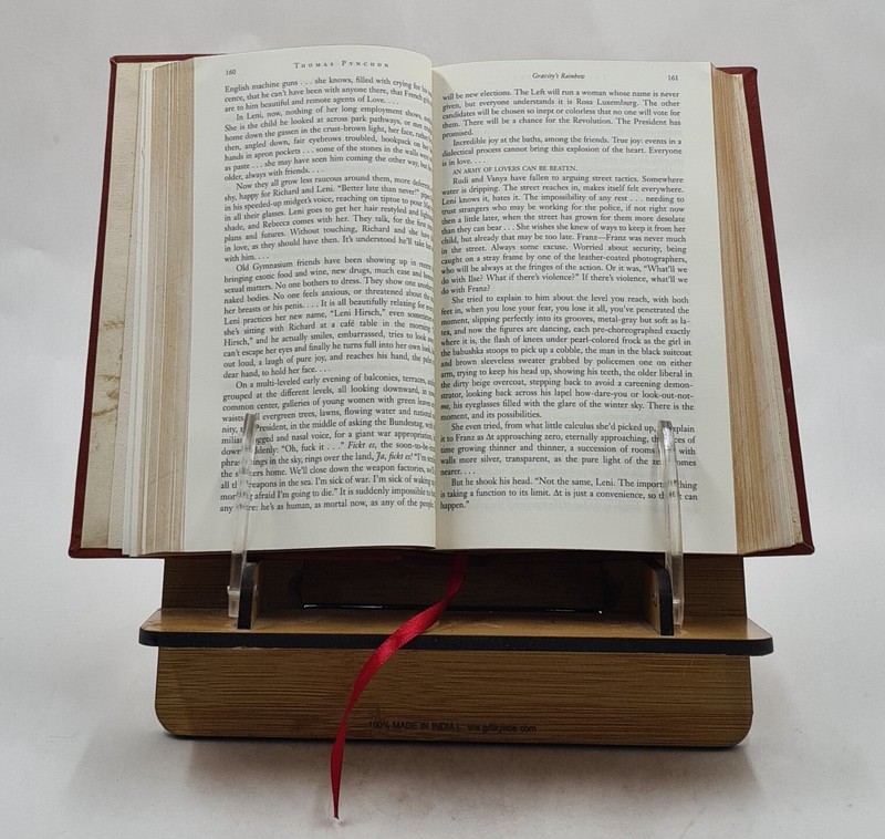 Gravity's Rainbow (Classics Deluxe Edition): (Penguin Cl [PREMIUM LEATHER BOUND] gallery