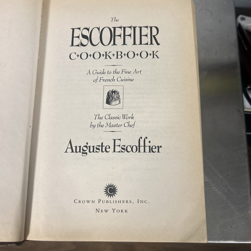 The Escoffier Cook Book A Guide To The Fine Art of Cookery 1989 gallery