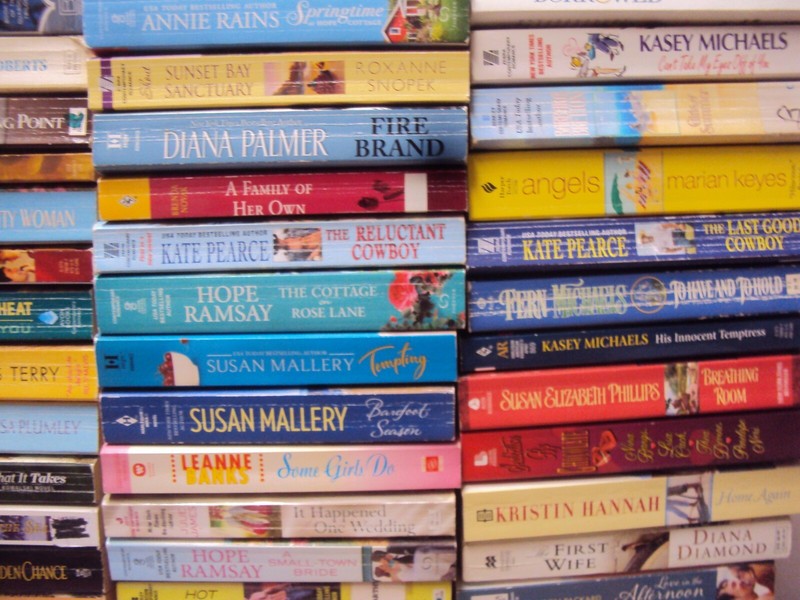 Huge Big Lot 100 Contemporary Romance PB Book - RANDOM MIX Pick, Assorted Author gallery