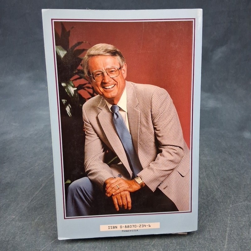 Charles Swindoll Book Lot 4 PB Growing Strong Come Before Winter Bundle gallery