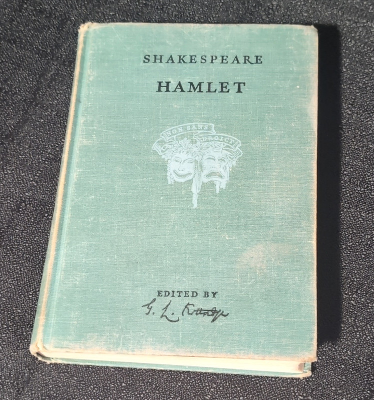 Hamlet by William Shakespeare, Edited by Kittredge Hardcover Ginn 1939