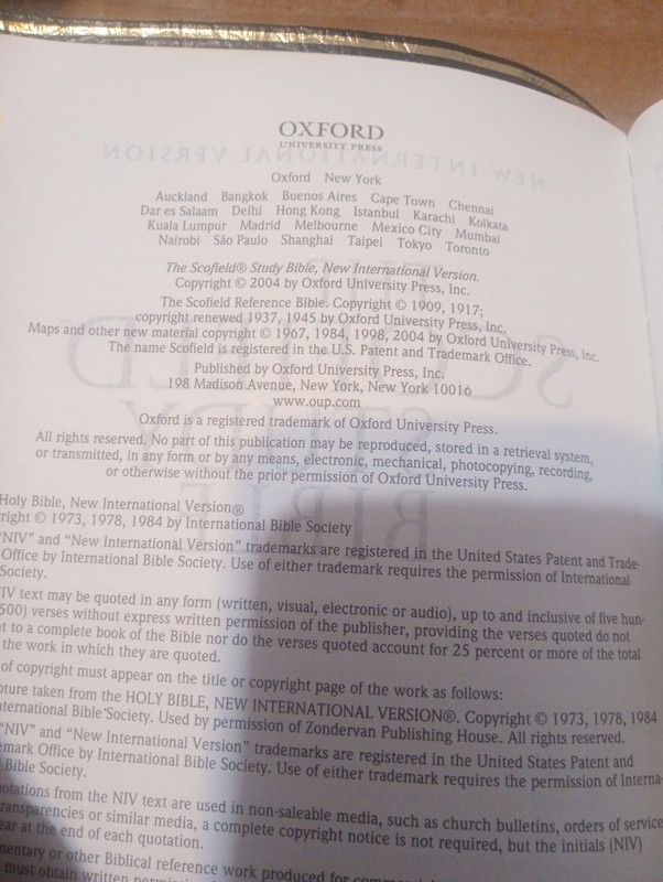 Holy Bible- Scofield Study System -NIV Red Letter- Indexed-Oxford Press -2004 gallery