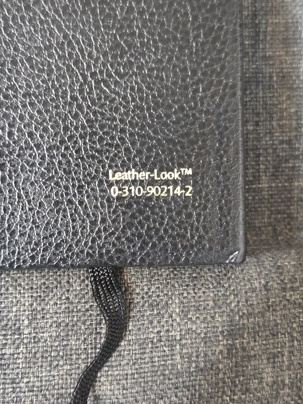 The Holy Bible (New International Version) Compact Pocket Bible Zondervan Book gallery