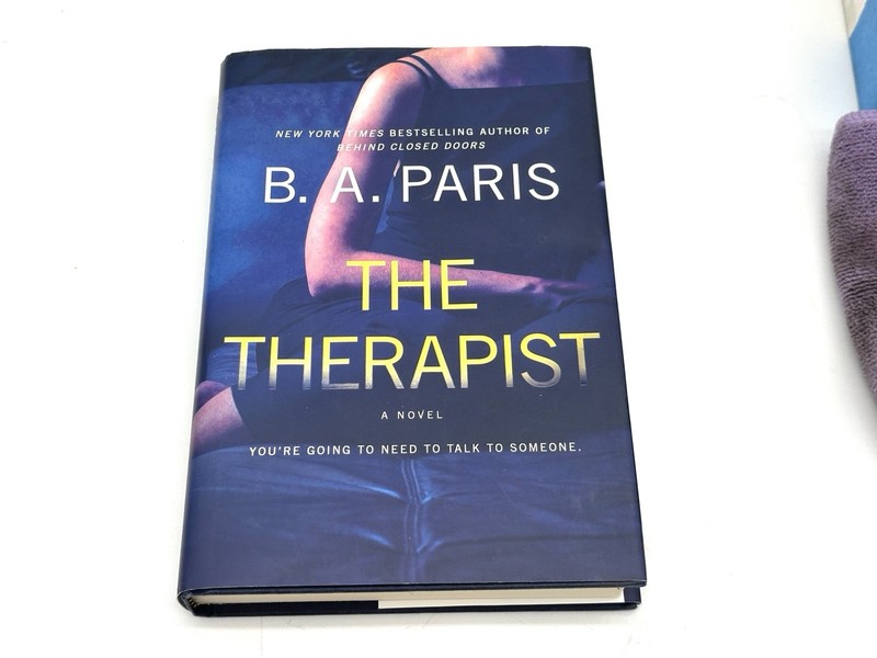 Therapist : A Novel by B. A. Paris (2021, Hardcover)