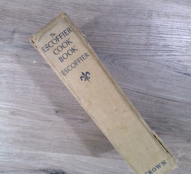 Escoffier Cook Book A. Escoffier 1947 Thirteenth Printing Culinary Vintage Crown gallery