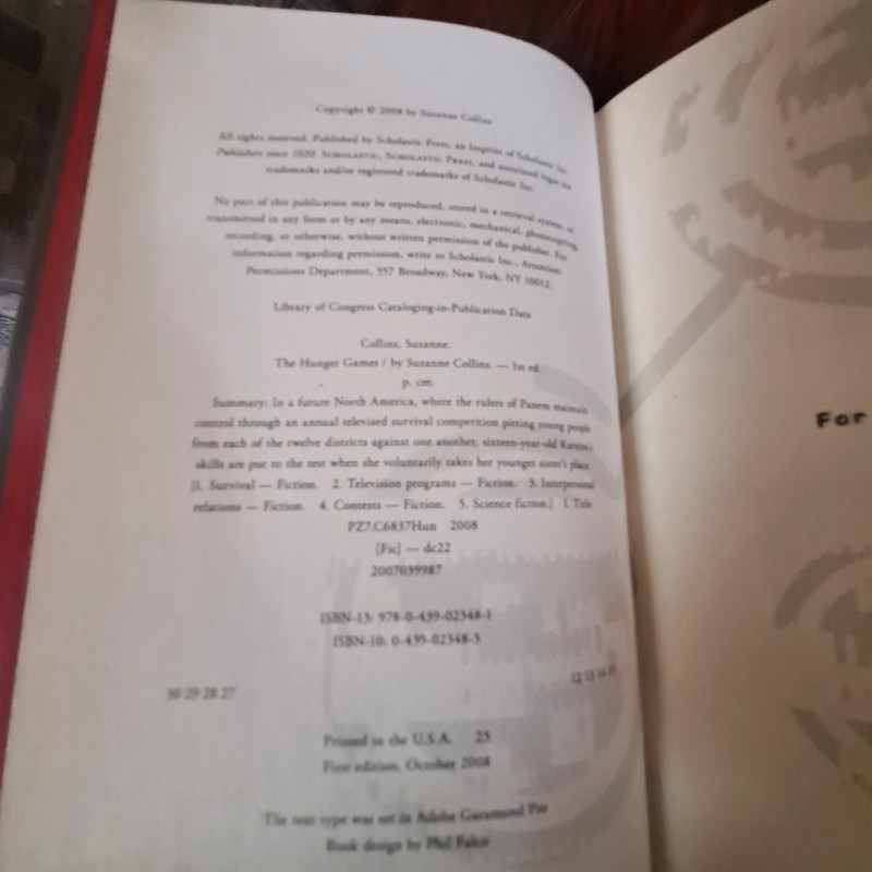 The Hunger Games Suzzane Collins Scholastic Press 1st Edition 2008 HC Book gallery