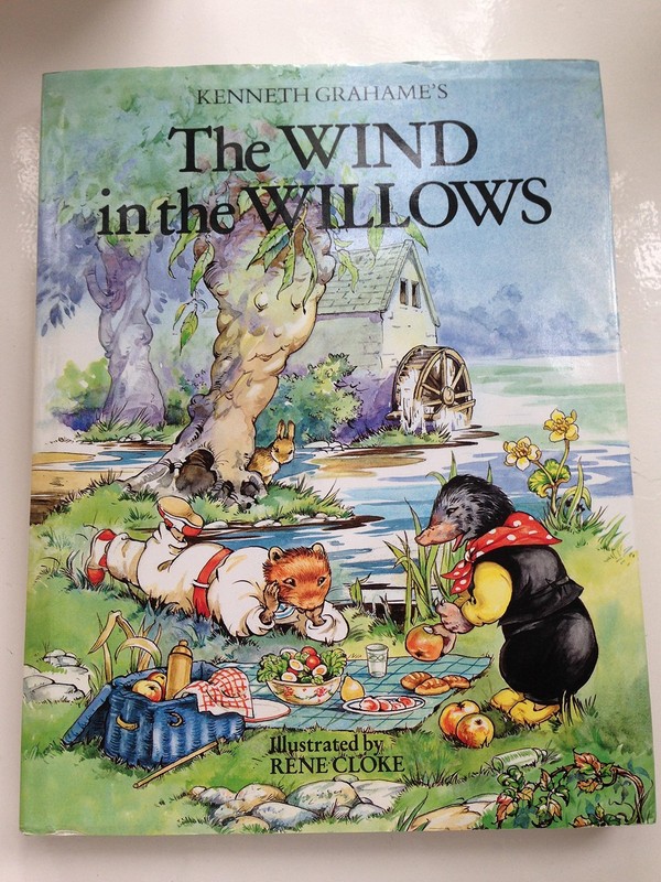 Kenneth Grahame’s the Wind in the Willows – hardcover Bishop, Michael; Cloke…