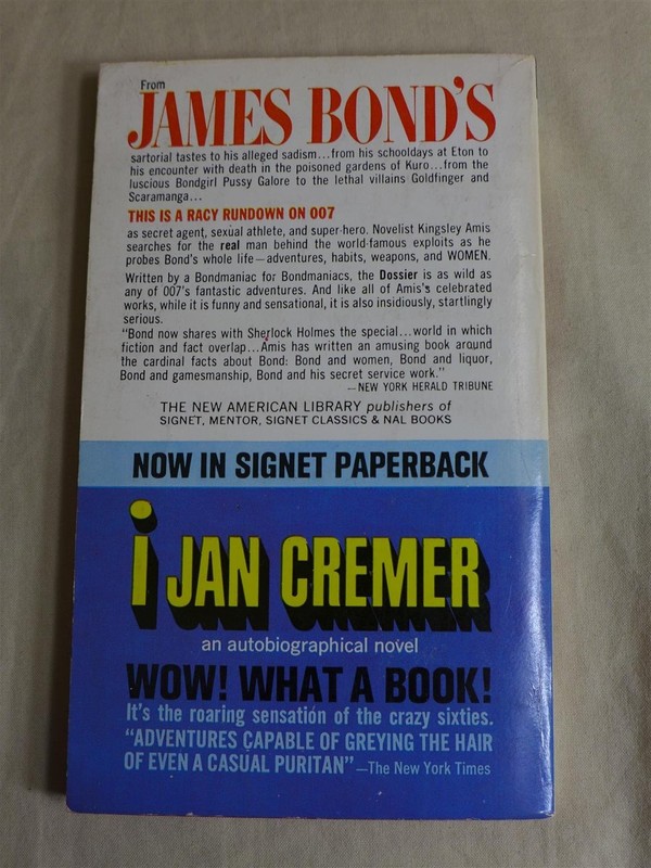 Kingsley Amis THE JAMES BOND DOSSIER -1966 First Signet Books Paperback Printing gallery